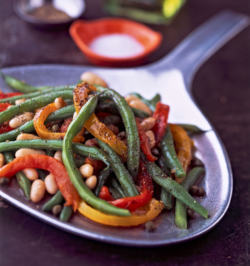 String Bean, Cannellini Bean, and Bell Pepper Salad