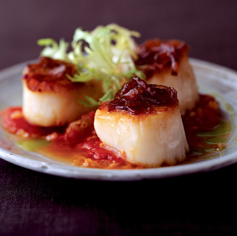 Scallops With Tomato Ragut and Caramelized Shallots