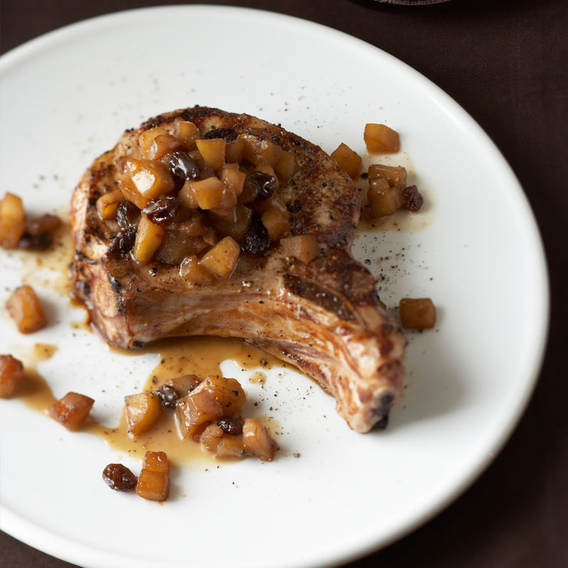 Grilled Pork Chops With Warm Apple Butter