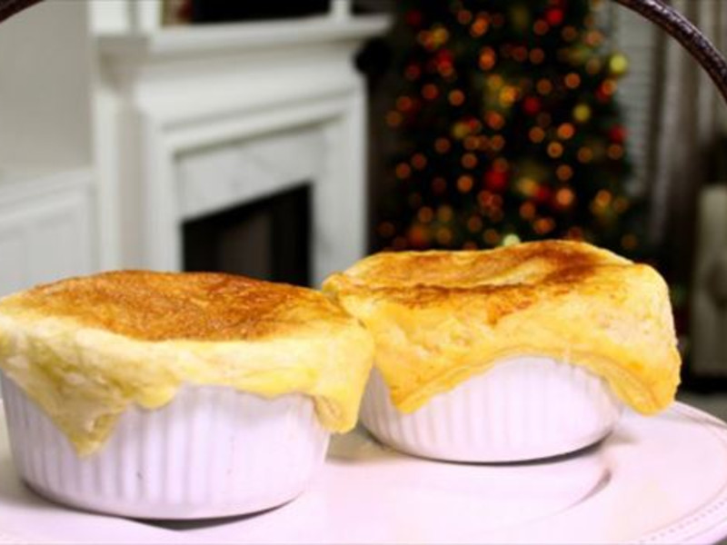 Easy Mini Peach Cobblers