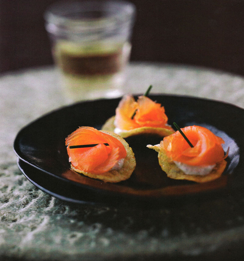 Smoked Salmon & Kettle Chips